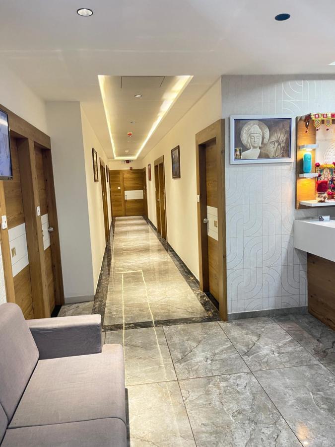 Hotel Md Residency Ānand Εξωτερικό φωτογραφία